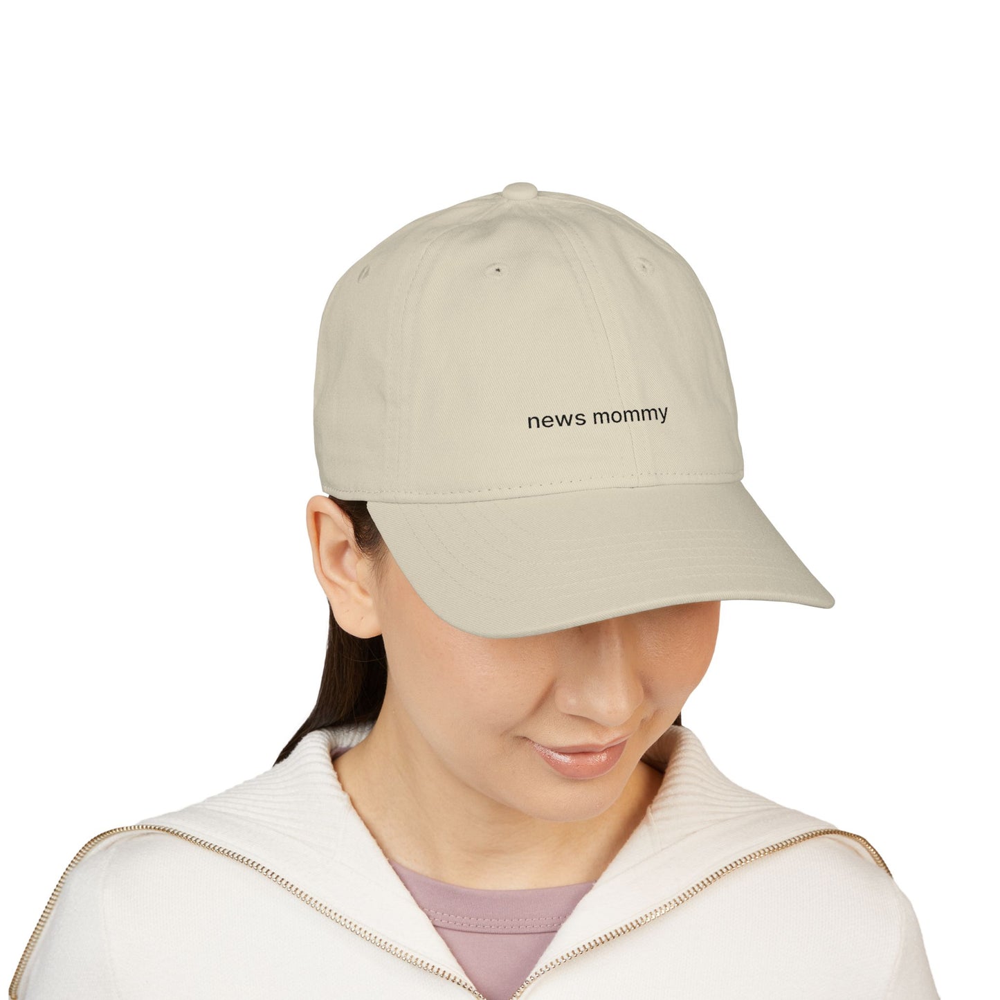'news mommy' Embroidered Baseball Cap