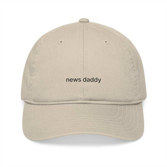 'news daddy' Embroidered Baseball Cap