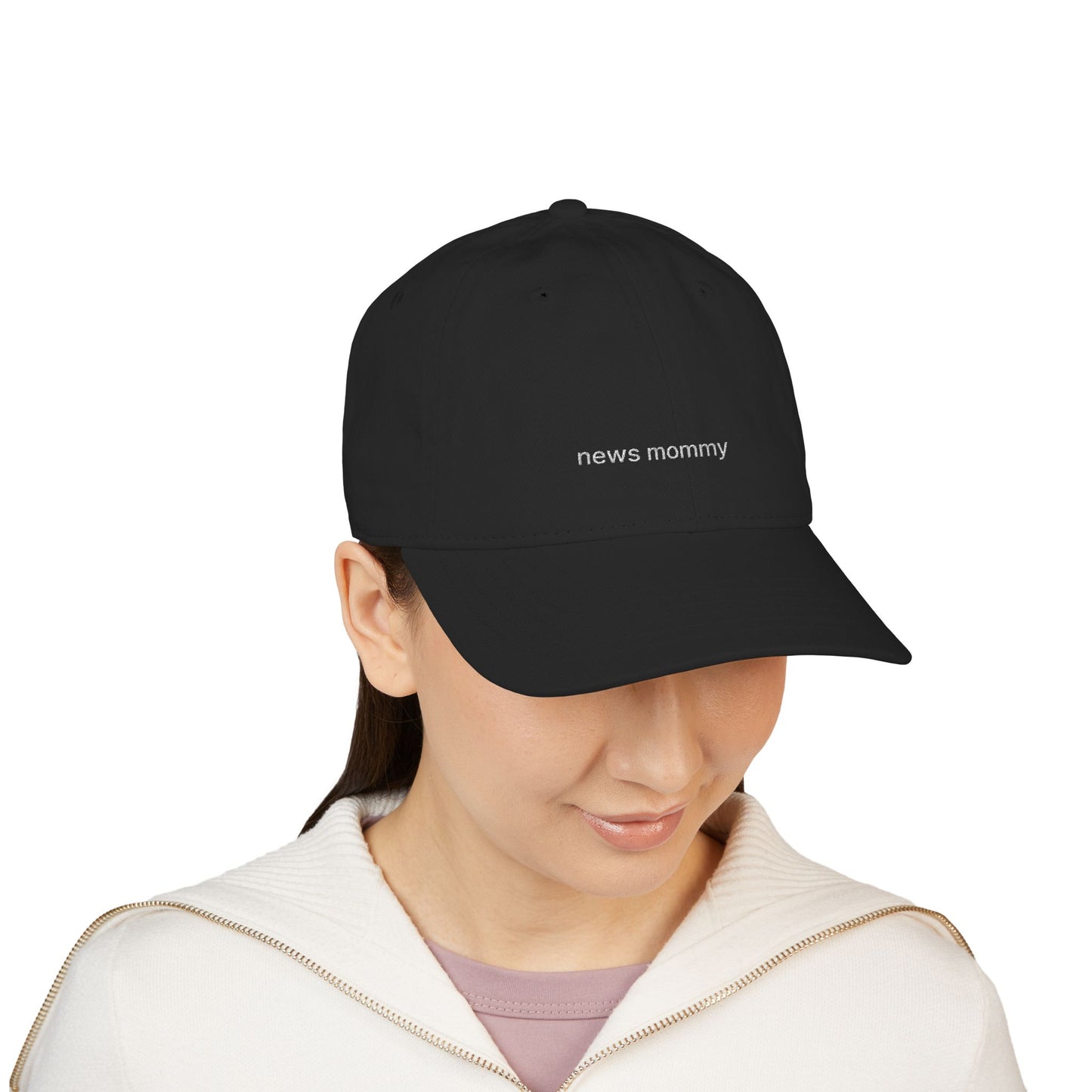 'news mommy' Embroidered Baseball Cap